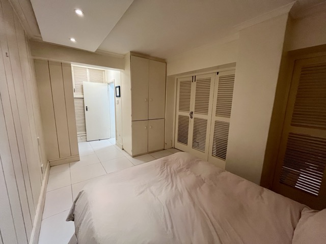 To Let 1 Bedroom Property for Rent in Green Point Western Cape